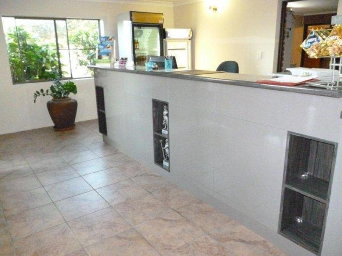 Castle Motor Lodge Bowen Dış mekan fotoğraf